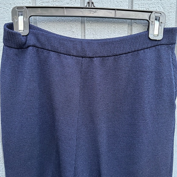 St. John 3 Piece Navy Blue Pant Set - Picture 15 of 16